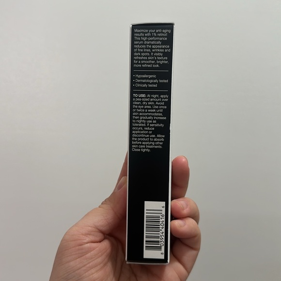 Isa Knox ANEW Clinical Line Eraser With Retinol Targeted Treatment - Picture 2 of 6